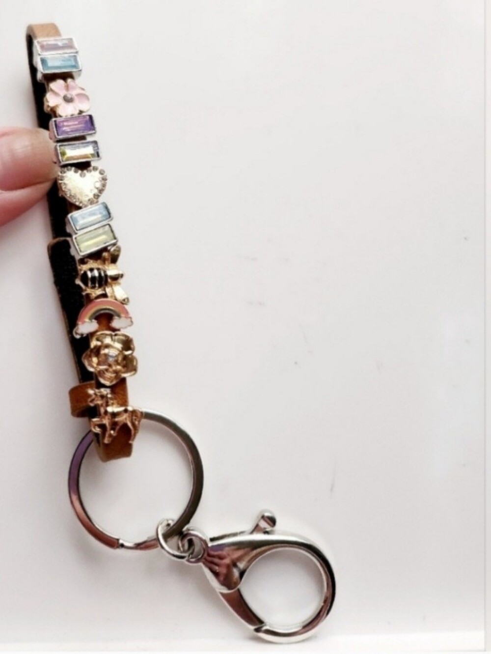 NWT BROWN FAUX LEATHER LOOP STRAP KEYCHAIN w/12 SLIDE-ON INTERCHANGEABLE CHARMS!